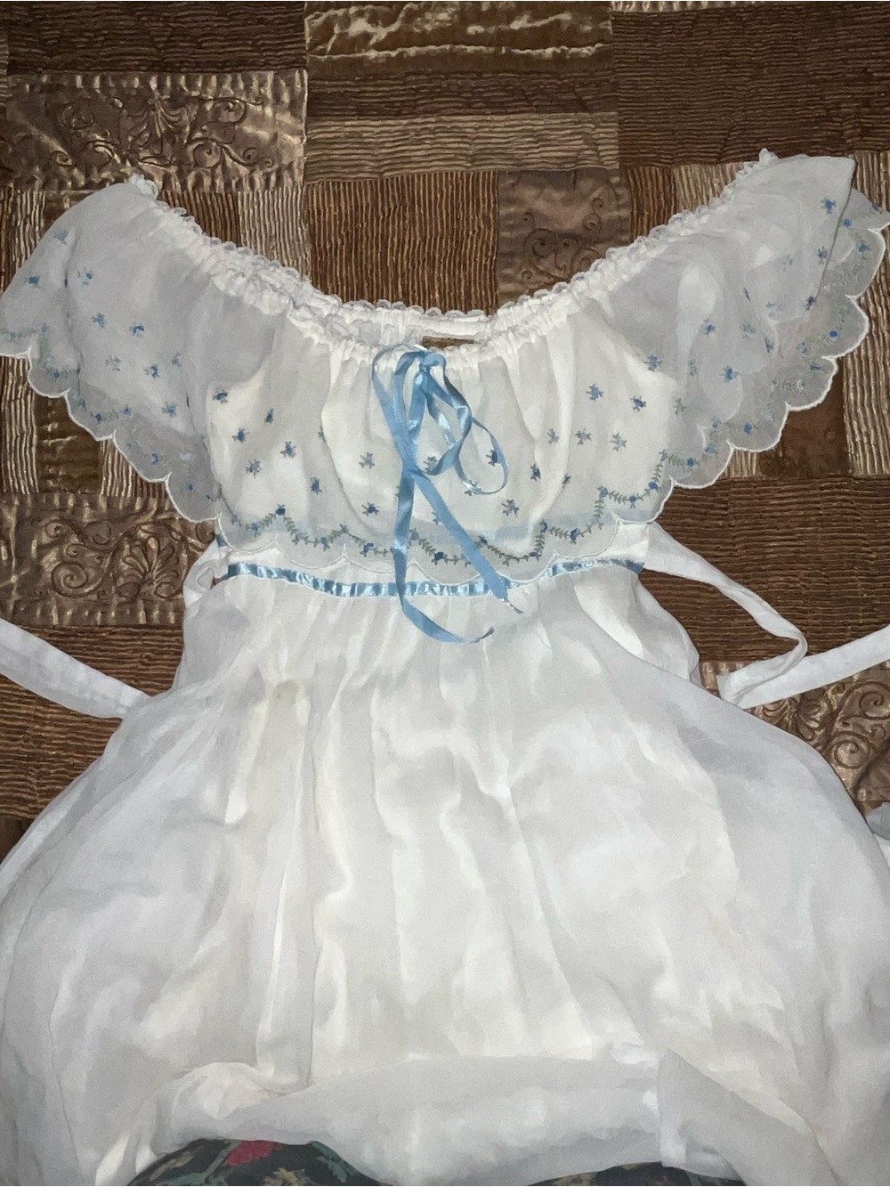 Gunne Sax White Dress with Light Blue Trim and embroidered neckline - Picture 10 of 10